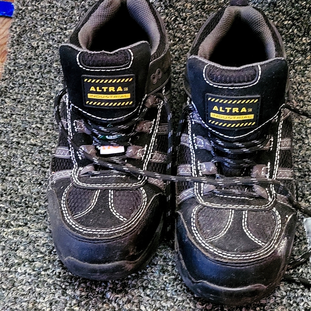 Size 7 & 12 steel toe shoes